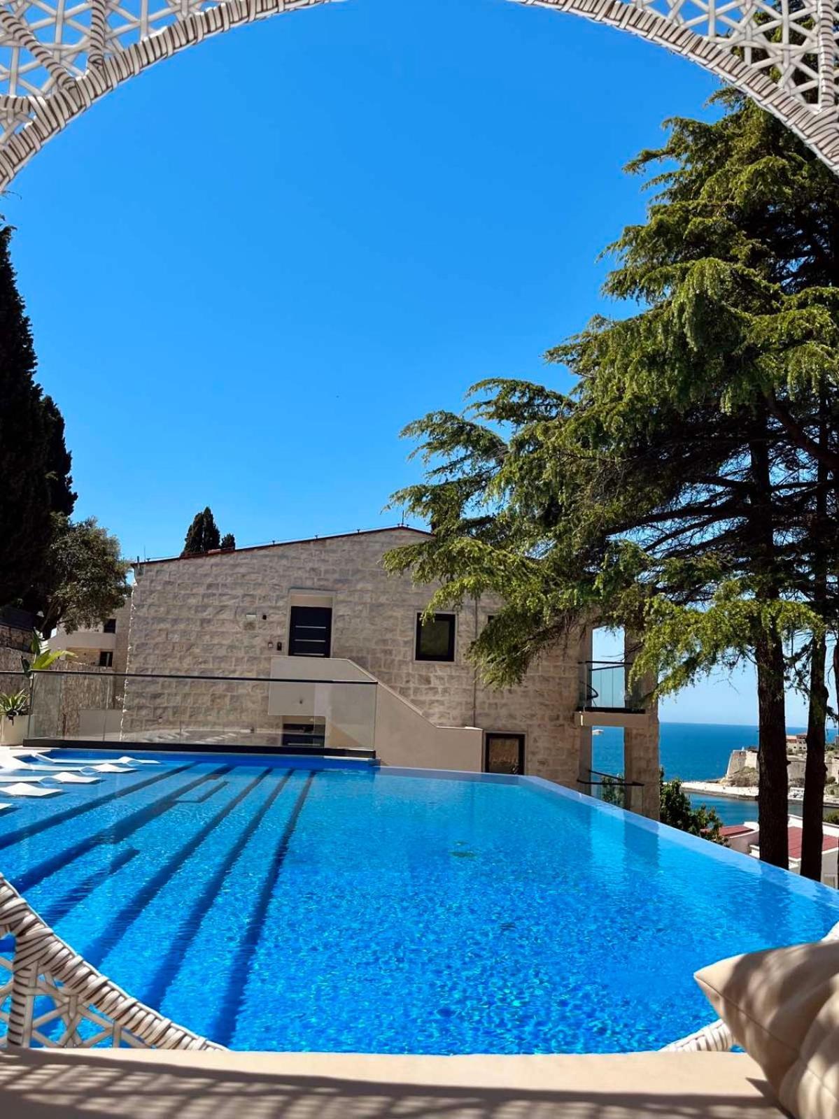 The New Hotel Mediteran - Villa Edition Улцин Екстериор снимка