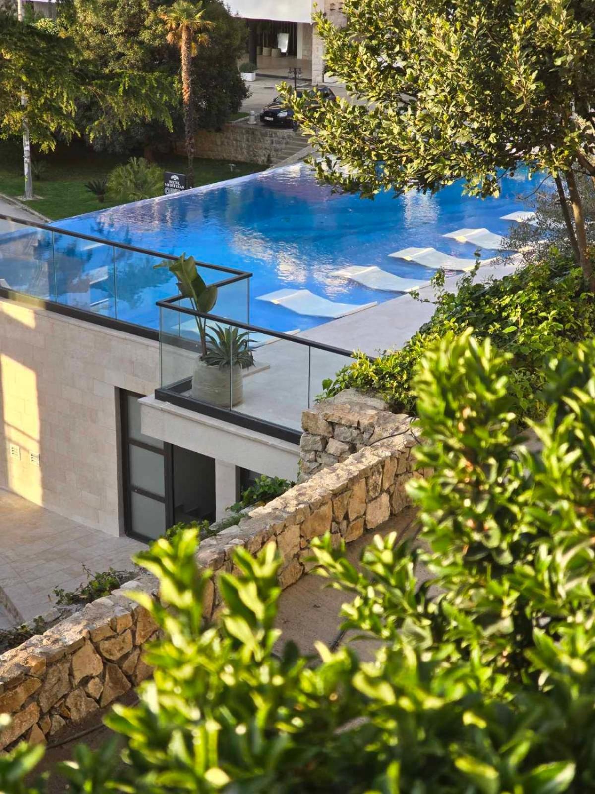 The New Hotel Mediteran - Villa Edition Улцин Екстериор снимка