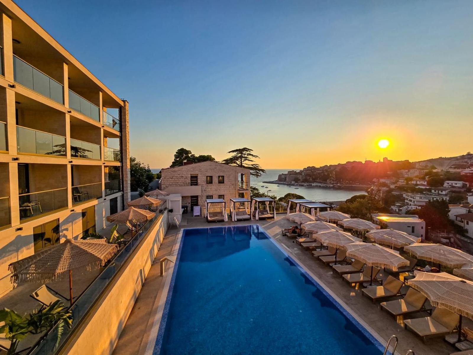 The New Hotel Mediteran - Villa Edition Улцин Екстериор снимка